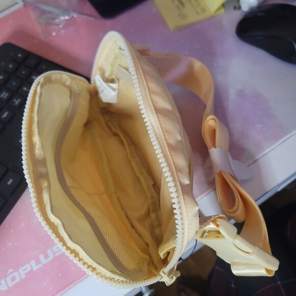 Meyfancy Cross Body Fanny Pack Unisex (in Mellow Yellow) - Picture 3 of 4